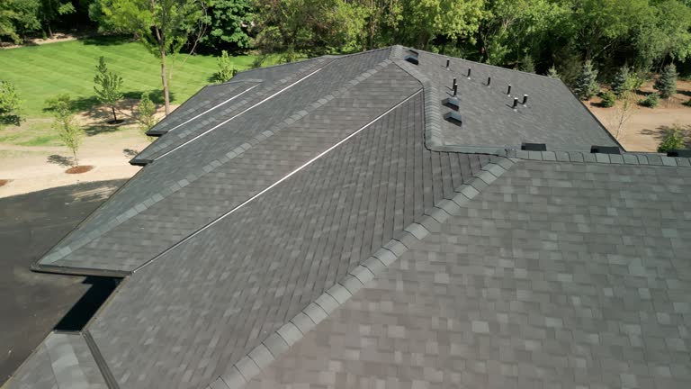 Best Commercial Roofing Services  in East Dundee, IL
